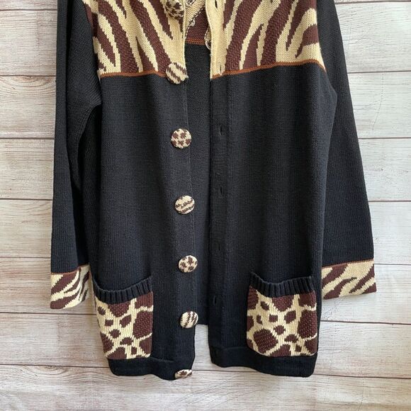 VINTAGE STORYBOOK KNITS SWEATER IN GIRAFFE PRINT - Picture 3 of 10